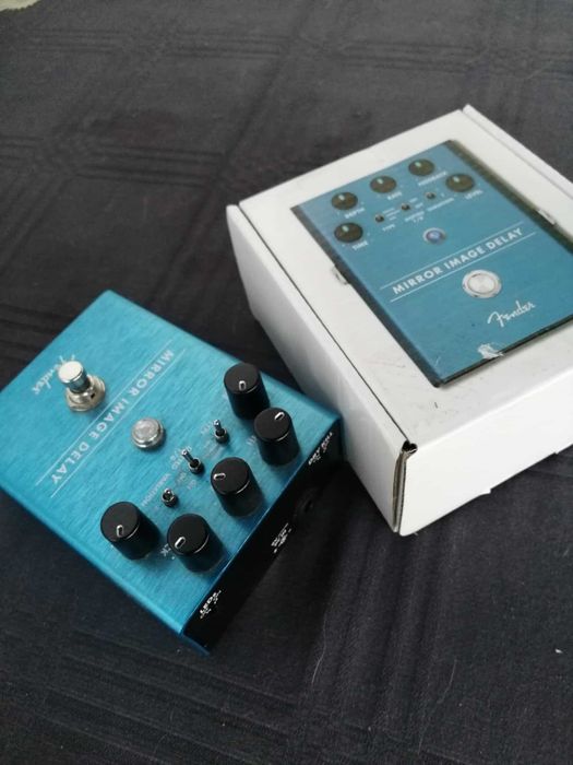Fender Mirror Image Delay