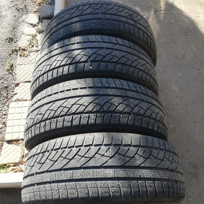 Продавам 4 бр зимни гуми