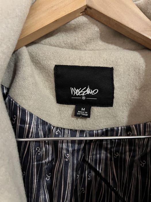 Дамско бежово палто