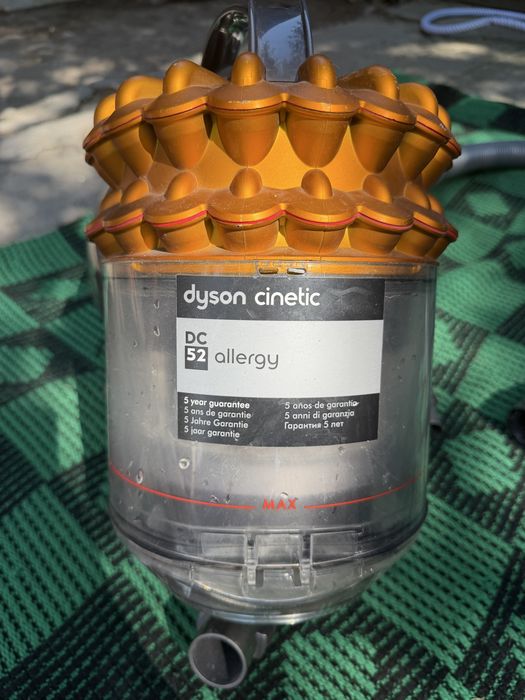 Dyson DC52 Cinetic Original — отличное состояние