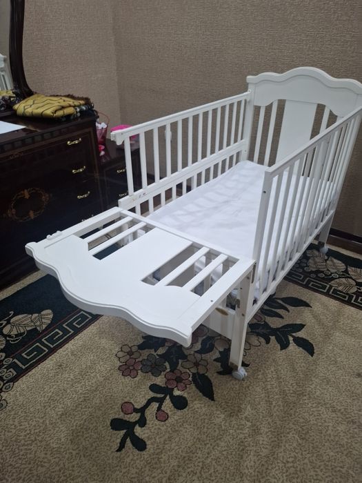 Продаётся кровать