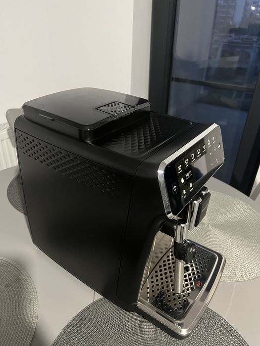 Espresssor automat Philips seria 4300