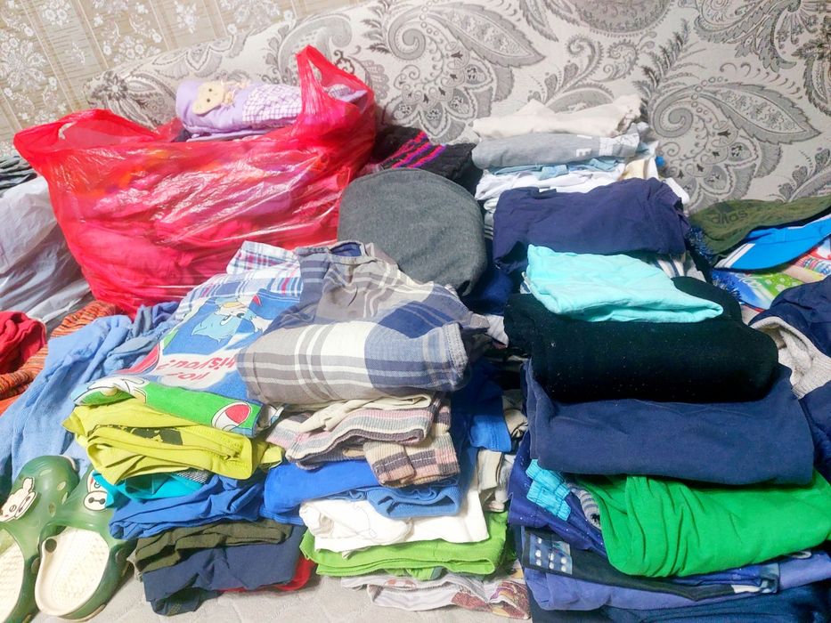 Отдам детские вещи