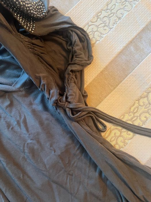 Bluza cu tinte pe umeri marime S