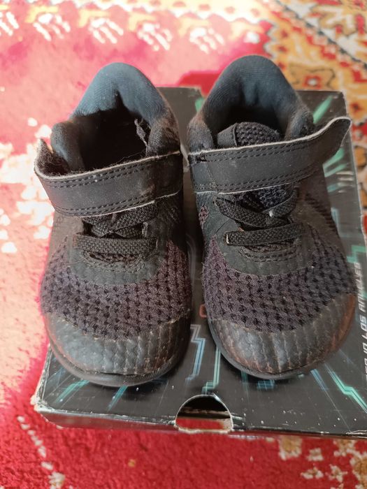 Обувки Биомеханикс и Кла, Колев и Колев