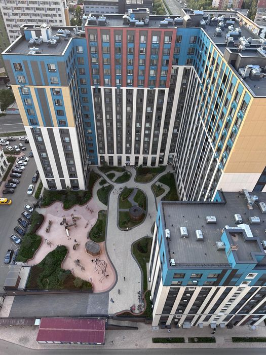 Продам евротрешку с панорамным видом на город