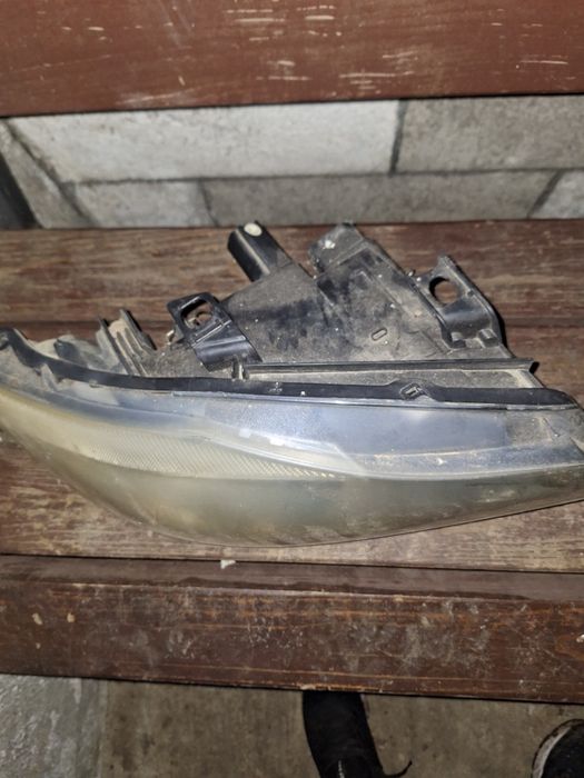 Faruri BMW e90  seria 3