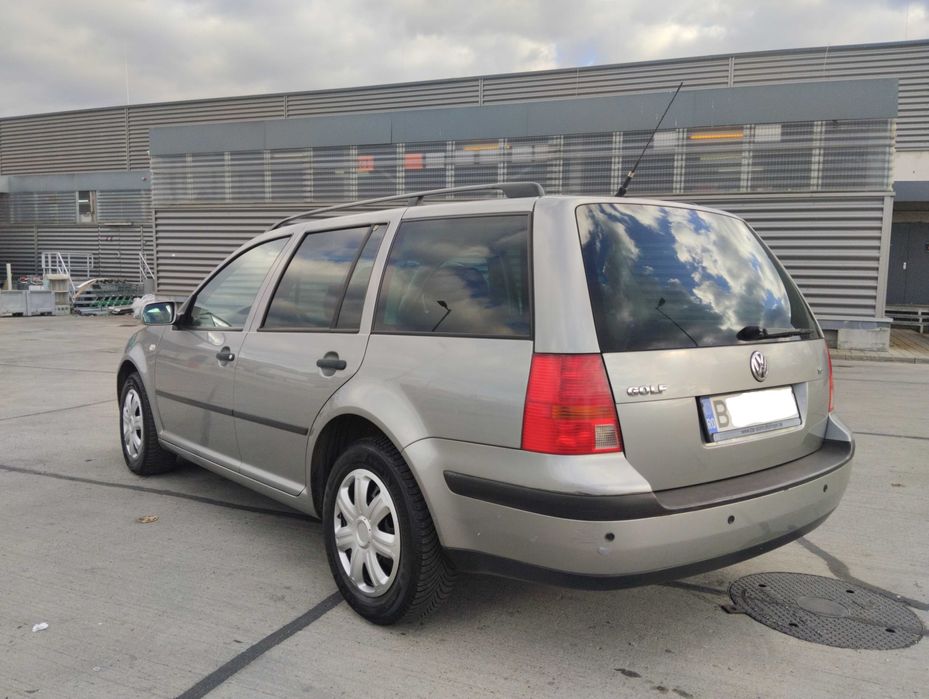 Unic proprietar vand  Vw Golf  / 1.6 benzina / euro 4