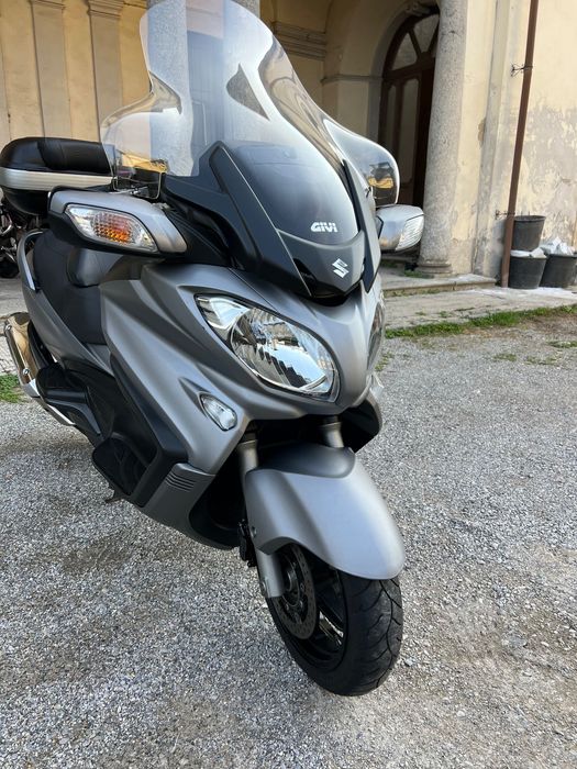 Suzuki Burgman 650