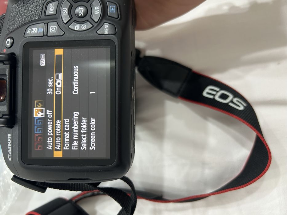 canon camera EOS 1200D