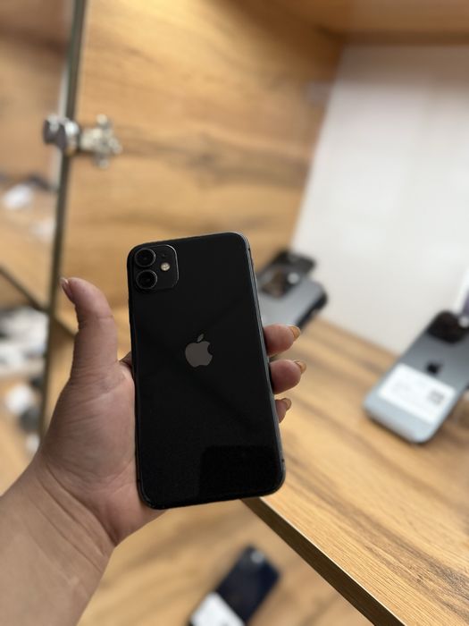 Apple  Iphone 11
