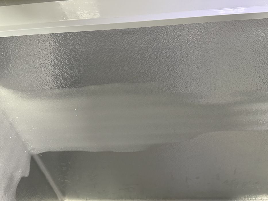 Продам морозильник Hansa 368л