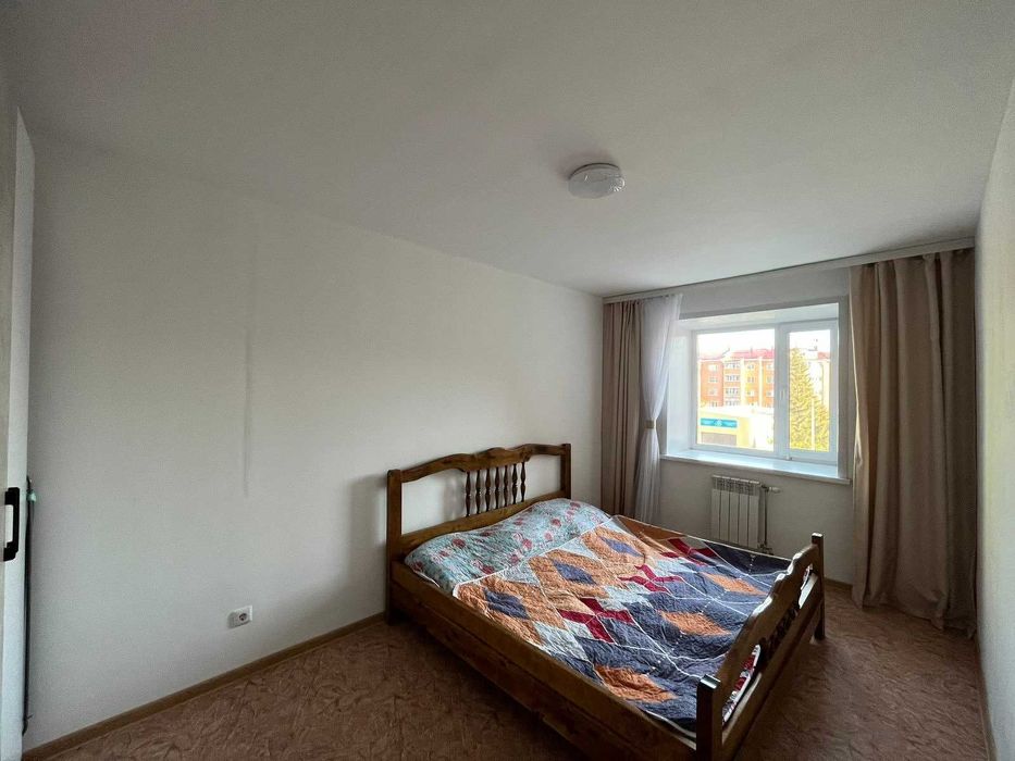 продам 2 комнатную 53 м2 район IT лицея