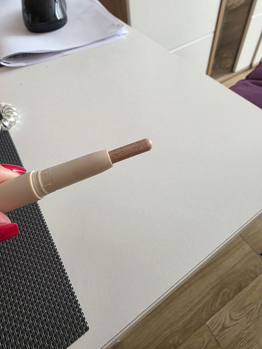 Стик сенки NL Beauty нови