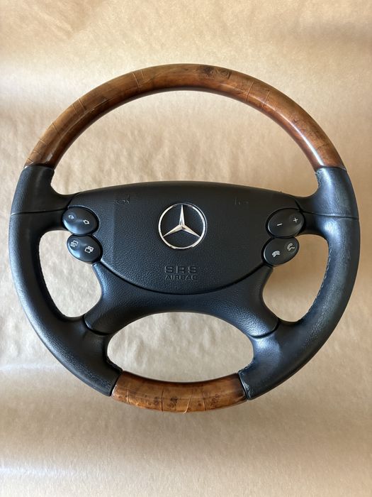 Махагонов волан Мерцедес/ Mercedes