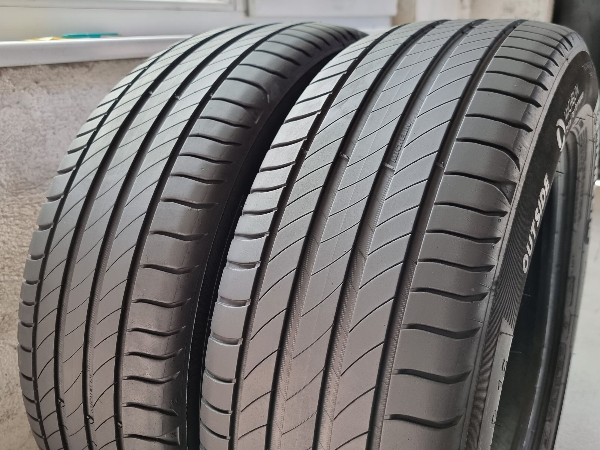 爆売りセール開催中！】 GL230607-2 MICHELIN 215 60 R16、2022年