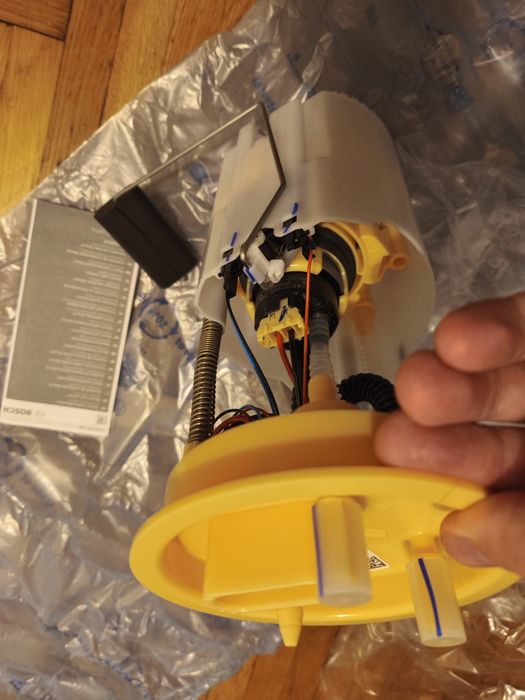 Pompa combustibil(motorina) NOUA Bosch pt. Audi; VW; Skoda; Seat