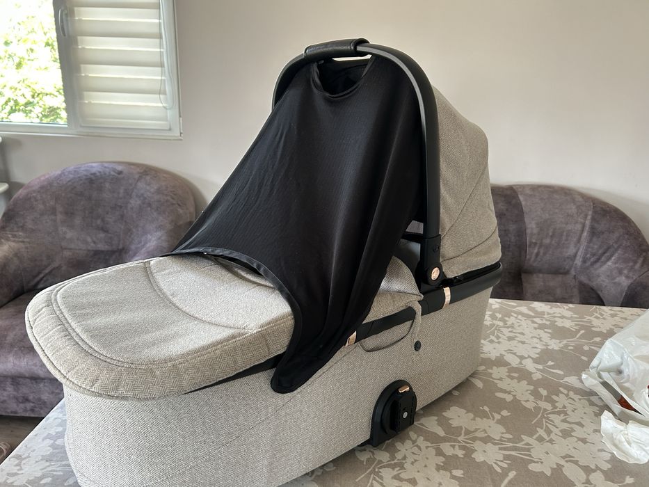 Комбинирана детска количка EMPIRE 3В1 БЕЖОВ