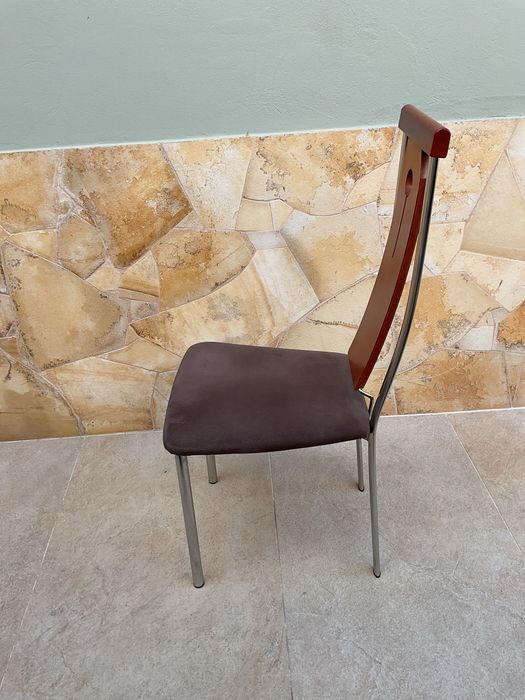 Vand 6 scaune de bucatarie