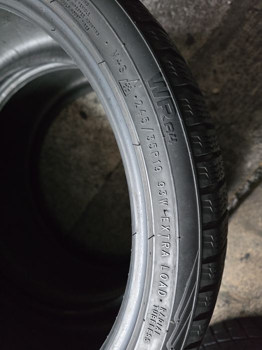 Nokian 245/35 R19 93W MS iarnă