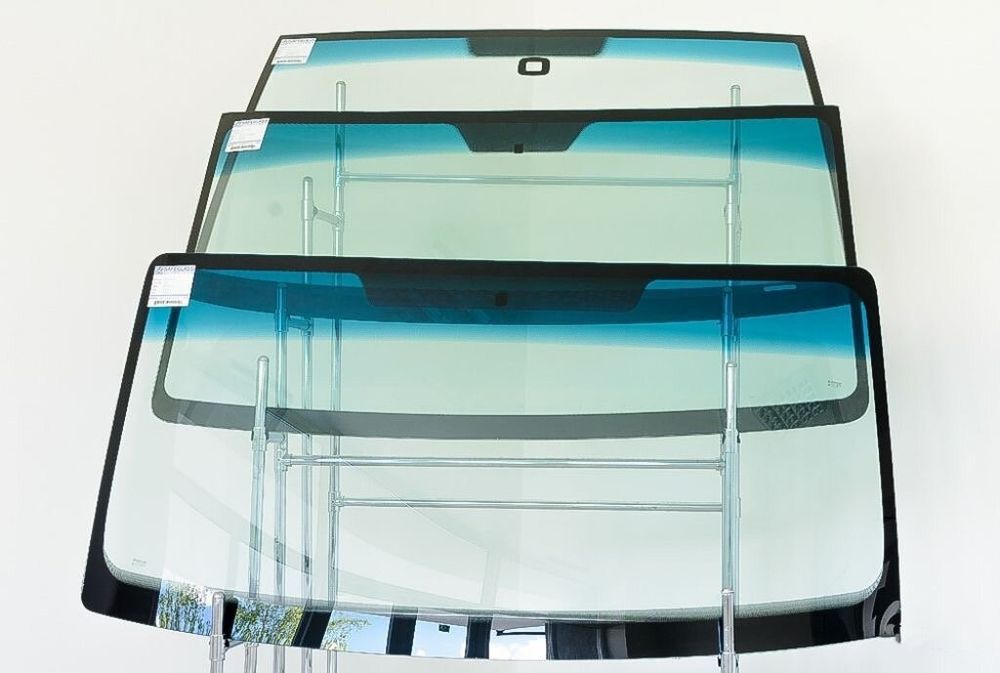 Переднее лобовое стекло на BYD Seagull.