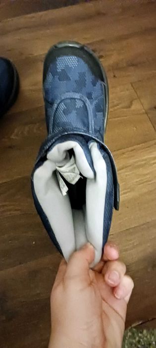 Чисто нови детски апрески