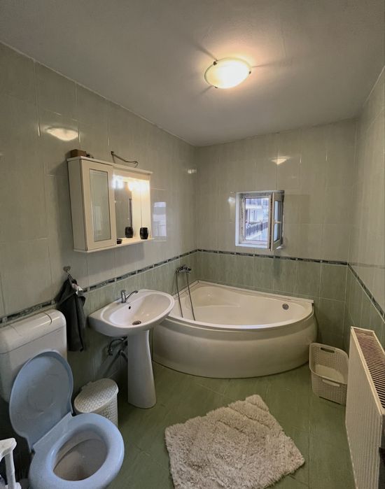 Apartament 2 camere de inchiriat