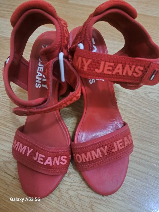 Сандали Tommy hilfiger