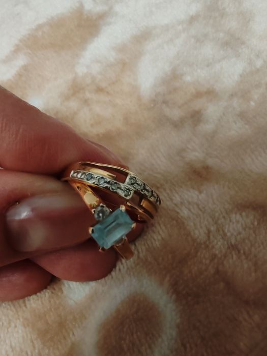 Золотые кольца. Размер 17,5-18.