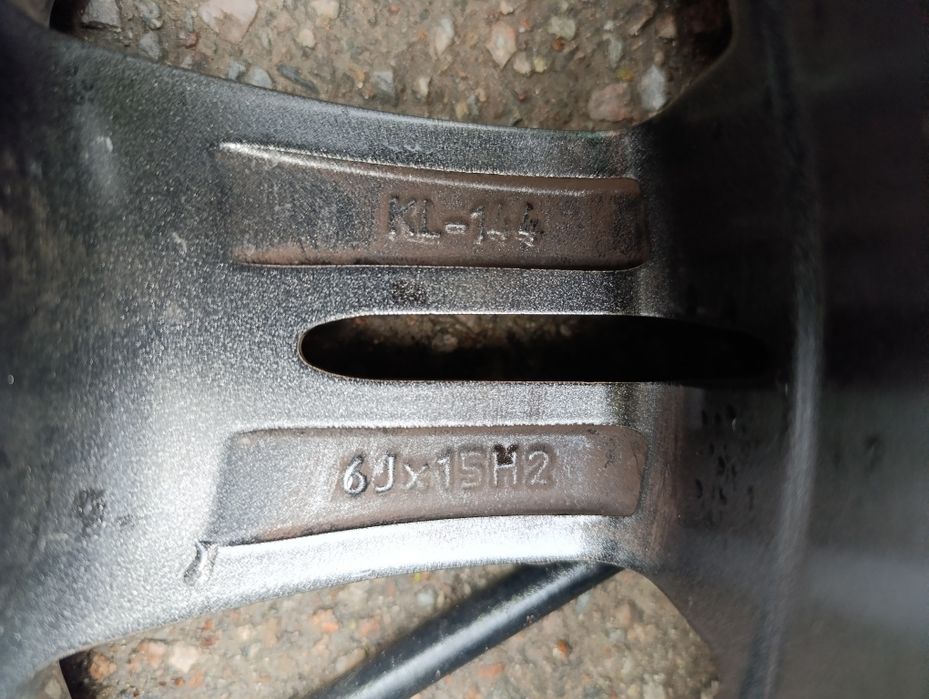 Шины и диски почти новые