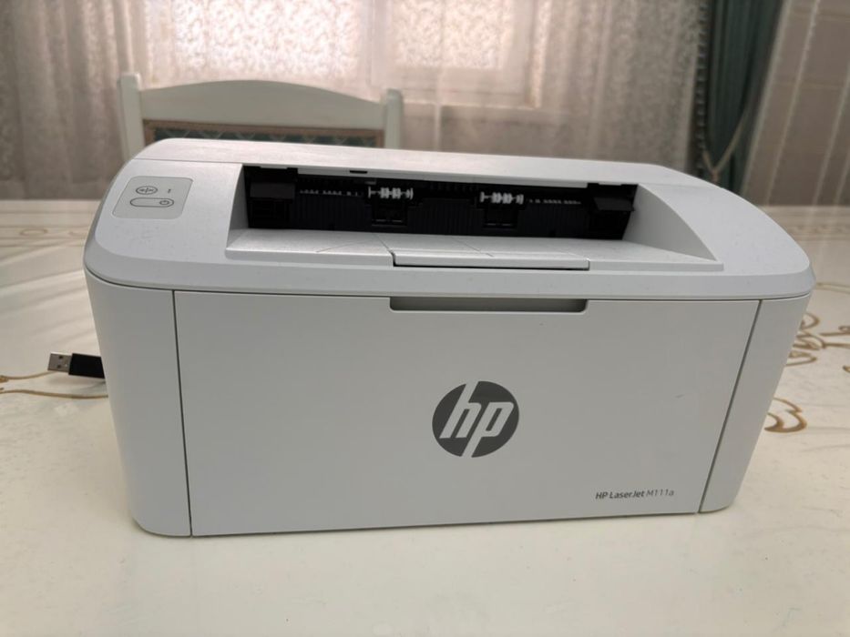 Продам черно белый принтер