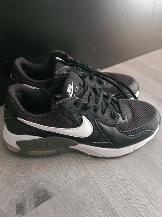 Дамски маратонки Nike Air Max