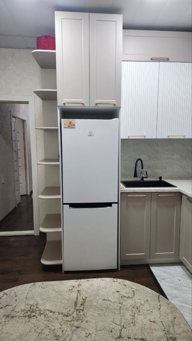 Сдается квартира 2/1/5 с евроремонтом мебелью и техникой | Карасу-1