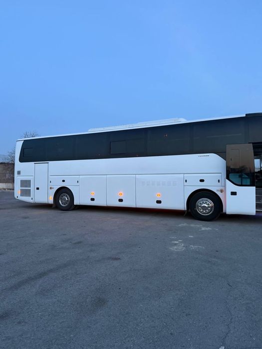 Автобус YUTONG Сотилади 2020 йил холати ало заводской газ колган малум