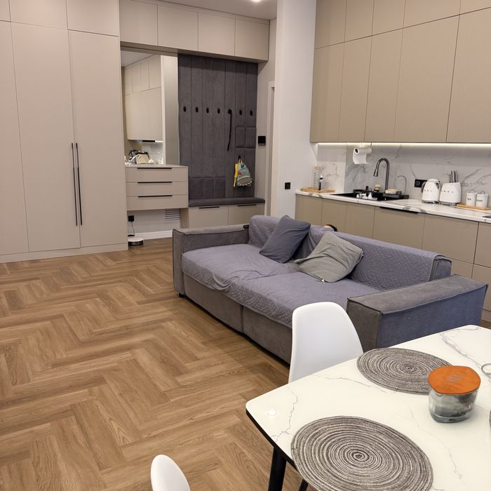 Продам квартиру евротрешка в ЖК Stocholm