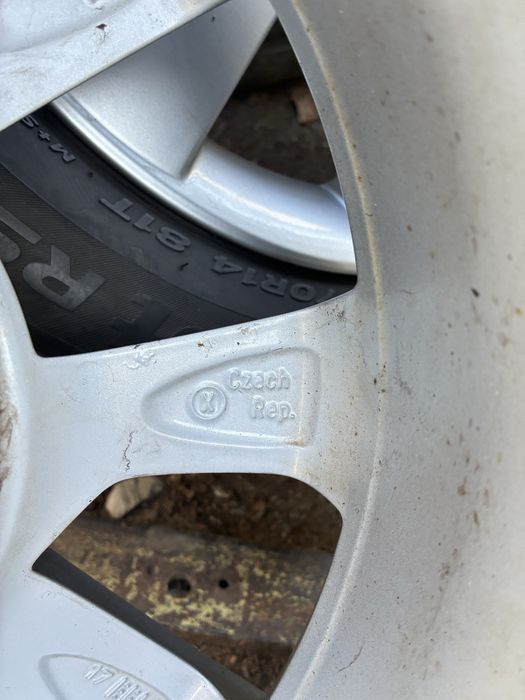 Джанти с гуми skoda