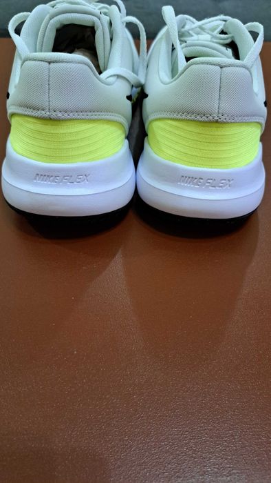 Маратонки Nike training