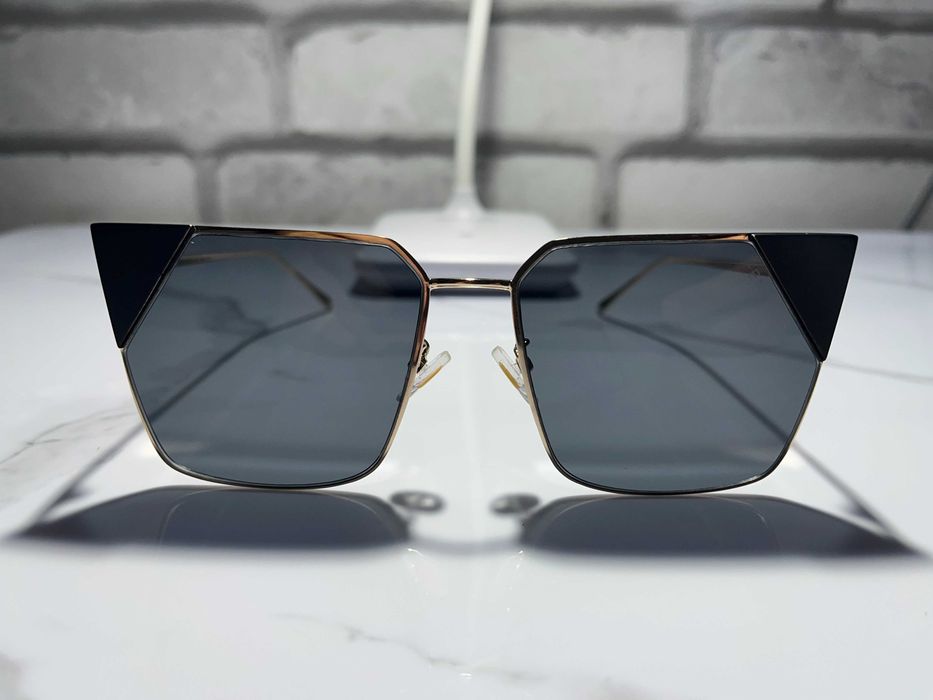 Продам женские очки