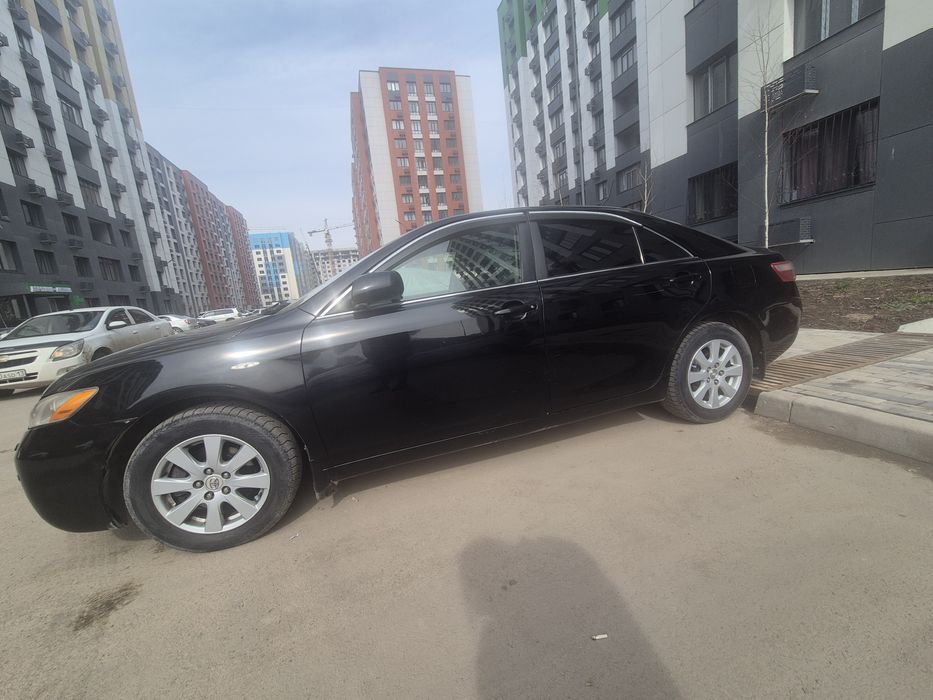 Тайота камри 40 . Срочно