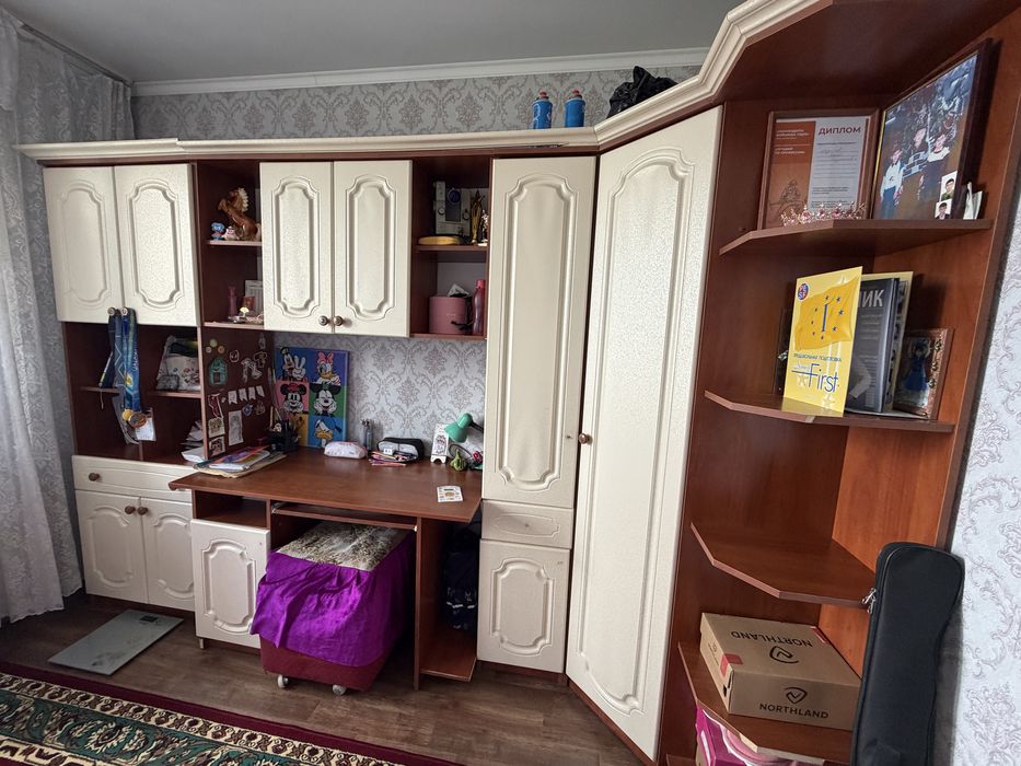 Продам шкаф недорого!