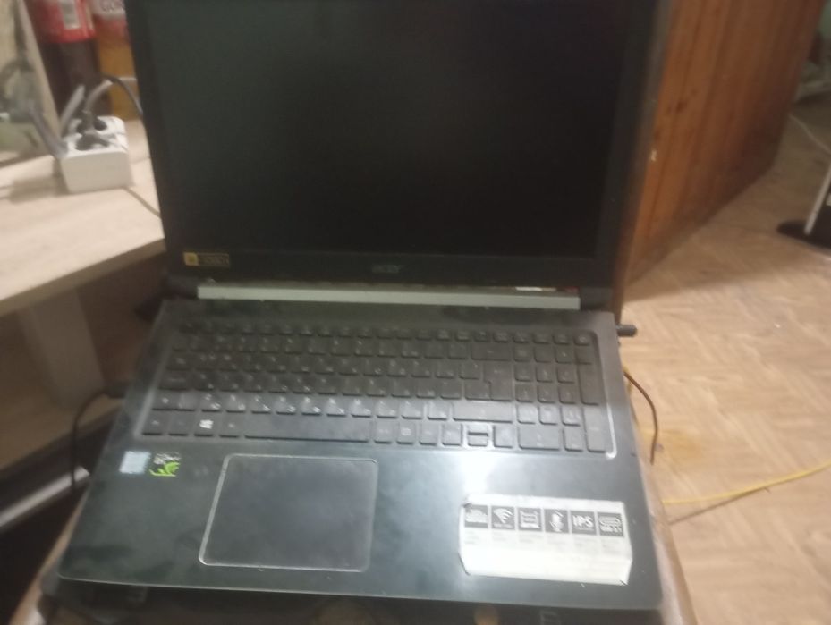 Acer Aspire 5 спешно!