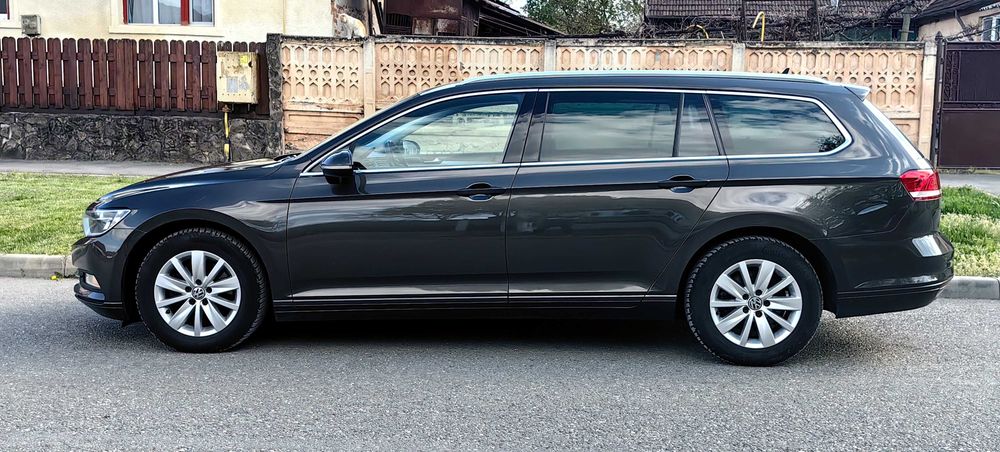Volkswagen Passat B8, 2.0 TDI, Navi, Distronic, Incalz scaune, Euro 6