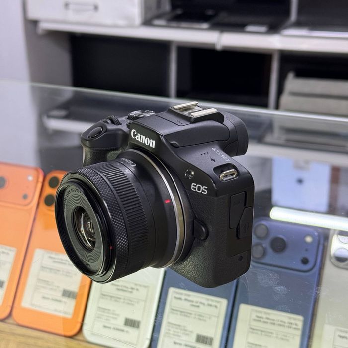 Canon EOS R100 / объектив 18-45mm / ID4947