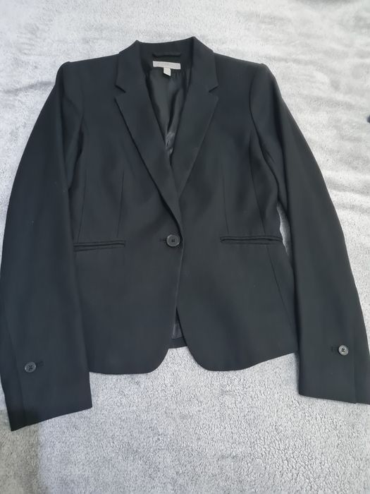 Вталено сако H&М,размер 36