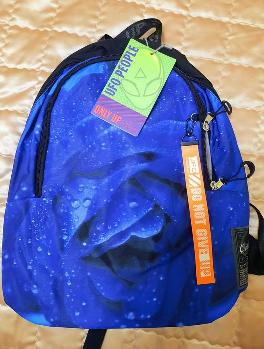 Школьный новый рюкзак!