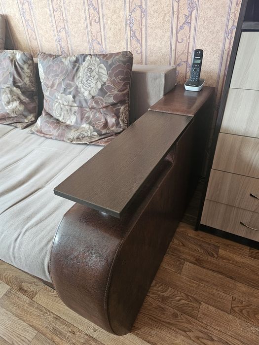 Отдам диван самовывоз