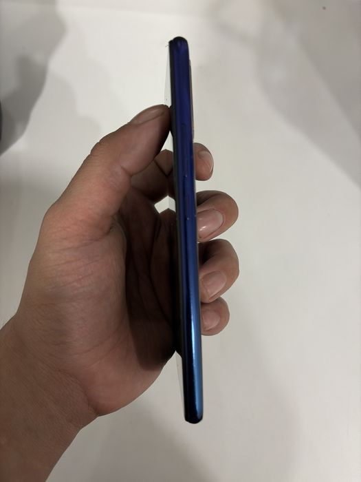 Продам Vivo v17 neo