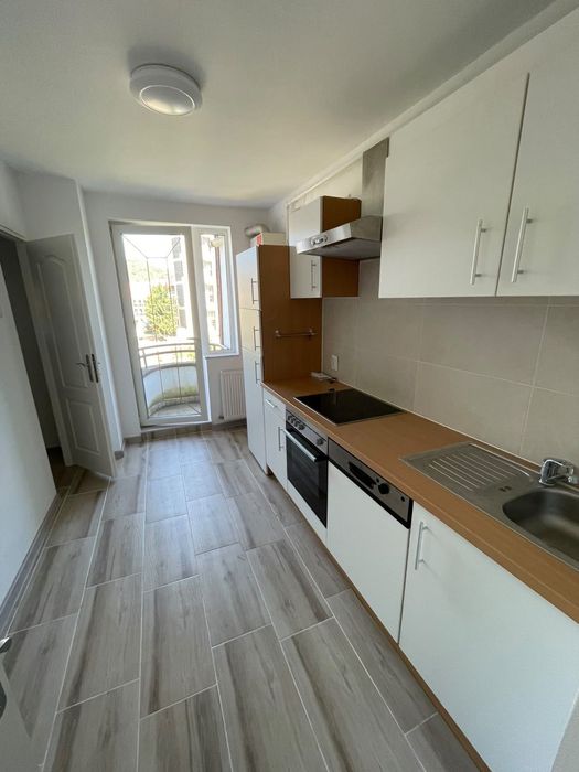 Apartament deosebit 3 camere + garaj inclus | Ultra-central | Vis-a-vis de Prefectura Baia Mare