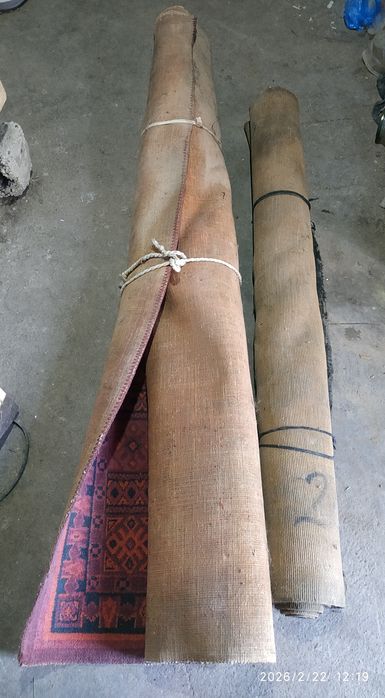 Продам ковры б/у.