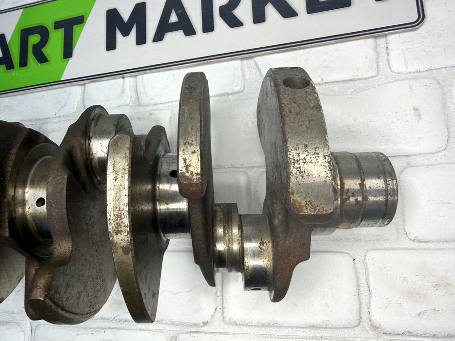 Колянов вал AUDI 3.0TFSI CGW BR 22 FR R6EB